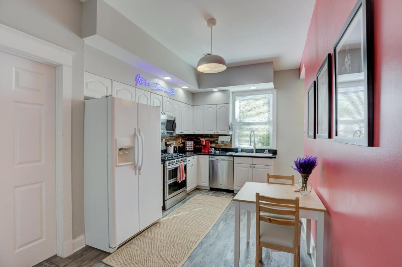 Hip And Spacious Midtown Cottage Near Beale Street Memphis Eksteriør billede